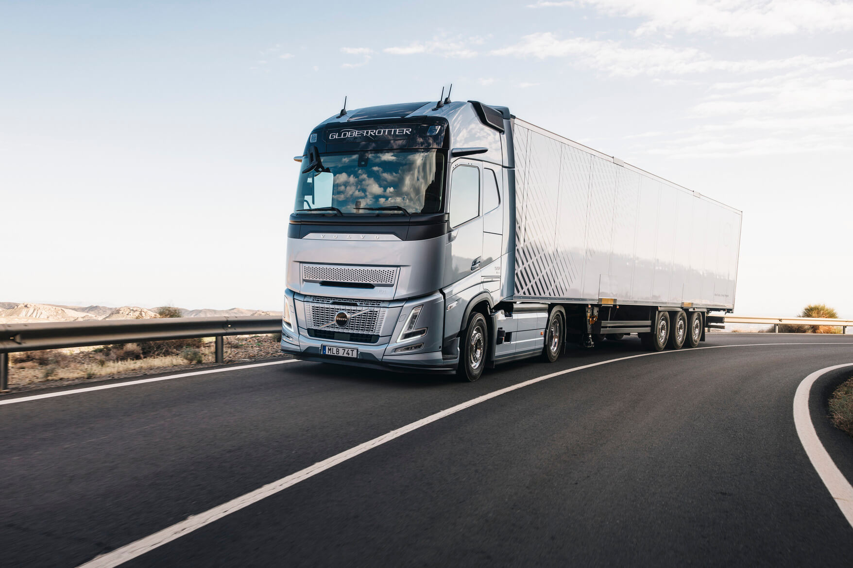 Volvo FH Aero auf der Autobahn