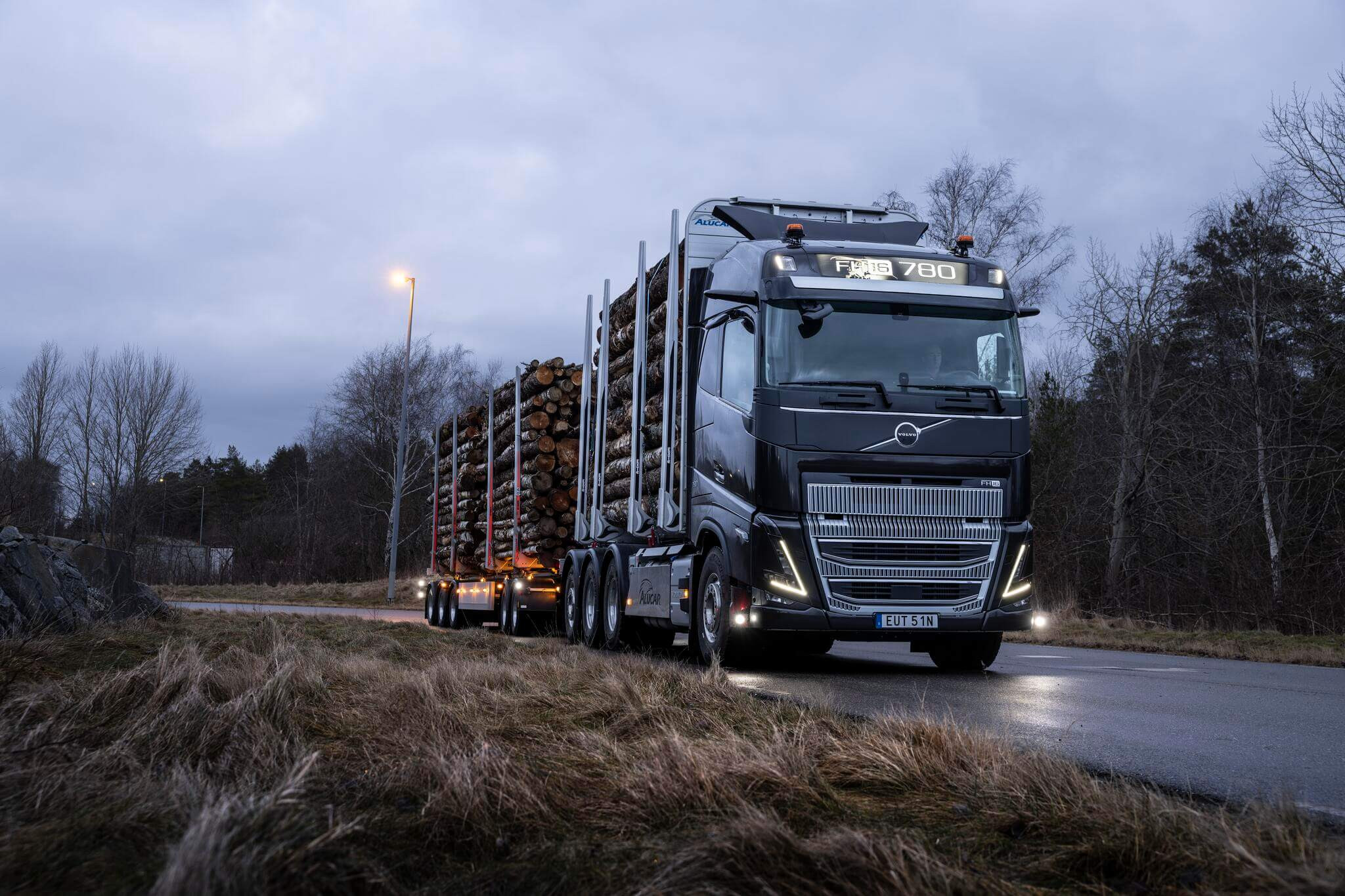 Volvo FH16 für schwere Einsätze gewappnet